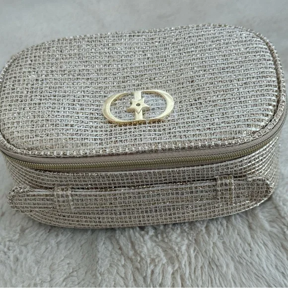 Dior Beauty Chic Gold Textured Cosmetic Bag - Picture 2 of 7